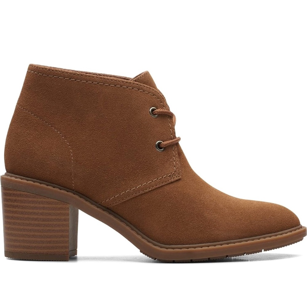 Clarks Tan Lace Up Boots with Suede Finish - Picture 3 of 4